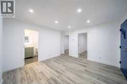 3605 BLOOMFIELD | Windsor Ontario | Slide Image Twelve