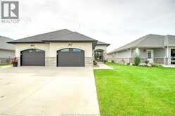 107 MEADOWVIEW | Amherstburg Ontario | Slide Image Three