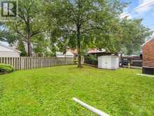 2567 WINDERMERE | Windsor Ontario | Slide Image Twenty-seven