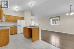 4505 TUMBLEWEED | Windsor Ontario | Slide Image Nine