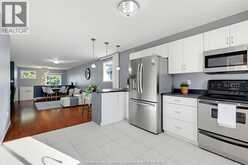 2385 GATWICK | Windsor Ontario | Slide Image Thirteen