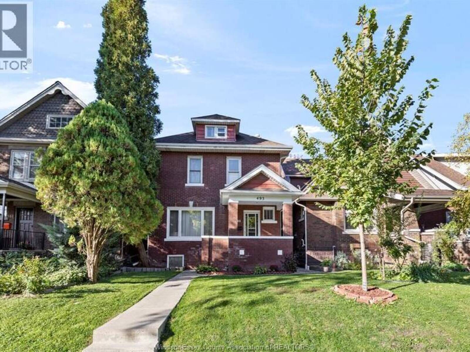 493 MOY AVENUE, Windsor, Ontario N9A 2N3