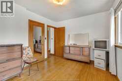 16 PULFORD | Leamington Ontario | Slide Image Fifteen