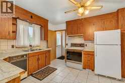 16 PULFORD | Leamington Ontario | Slide Image Nine