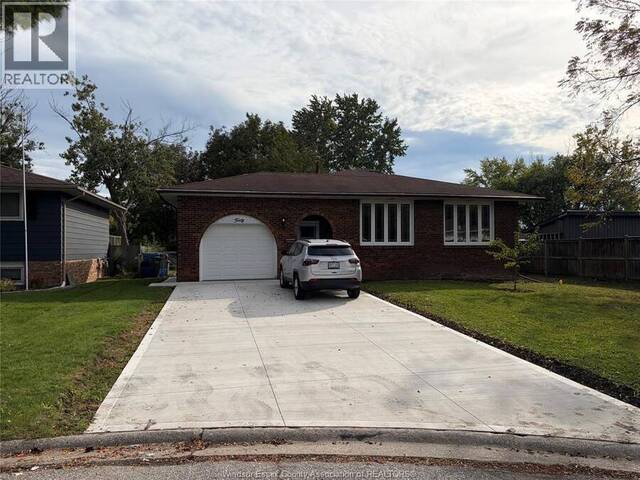 40 HOLIDAY COURT Amherstburg Ontario, N9V 3A8 - 4 Bedrooms Home For Sale