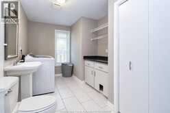 2585 BANWELL | Tecumseh Ontario | Slide Image Fifteen