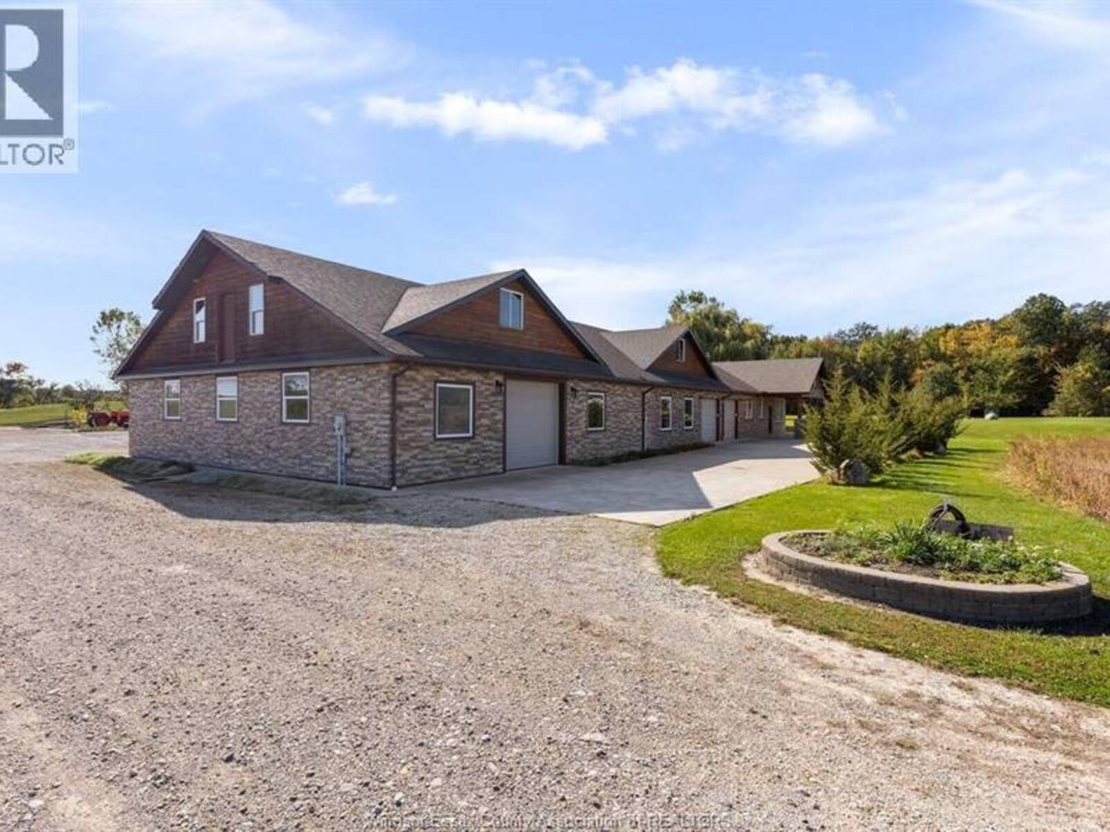 8541 NORTH Sideroad, Amherstburg, Ontario N0R 1J0