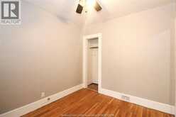 822 PARTINGTON AVENUE | Windsor Ontario | Slide Image Ten