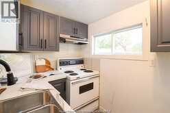 822 PARTINGTON AVENUE | Windsor Ontario | Slide Image Eight