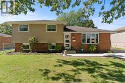 127 BOARDWALK AVENUE | Amherstburg Ontario | Slide Image Four