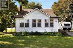 549 COUNTY ROAD 34 | Kingsville Ontario | Slide Image Three