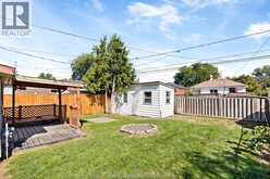 2352 CHANDLER | Windsor Ontario | Slide Image Seventeen