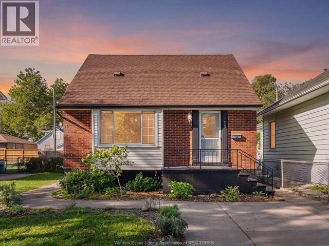 1425 WESTCOTT Windsor Ontario, N8V 4C3 - 4 Bedrooms Home For Sale