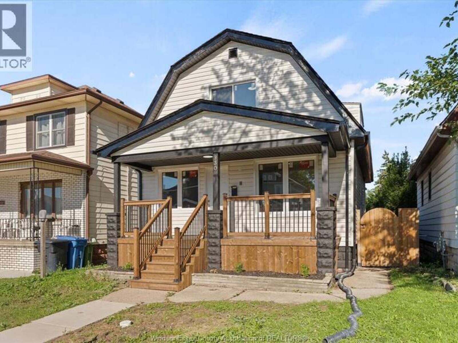 930 Elsmere, Windsor, Ontario N9A 2A9