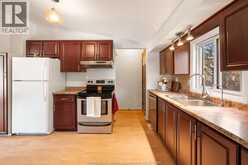 2505 LONGFELLOW | Windsor Ontario | Slide Image Twelve