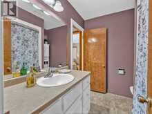 127 Baird AVENUE | Wheatley Ontario | Slide Image Sixteen
