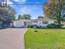 127 Baird AVENUE | Wheatley Ontario | Slide Image Three