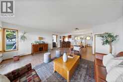 621 Ross Beach ROAD | Lakeshore Ontario | Slide Image Sixteen