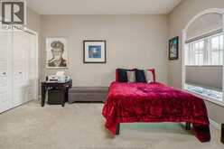 6087 Laurentide | Windsor Ontario | Slide Image Nineteen