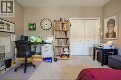 6087 Laurentide | Windsor Ontario | Slide Image Twenty
