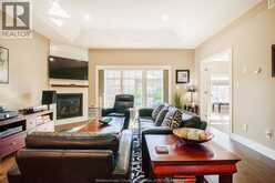 6087 Laurentide | Windsor Ontario | Slide Image Eight