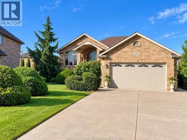 1058 NOVA DRIVE Windsor Ontario, N9G 2S7 - 6 Bedrooms Home For Sale