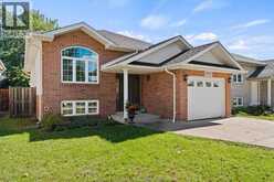 2476 Luxury | Windsor Ontario | Slide Image Two