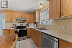 2476 Luxury | Windsor Ontario | Slide Image Six