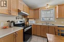 2476 Luxury | Windsor Ontario | Slide Image Four