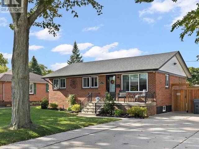 3477 Maisonneuve AVENUE Windsor Ontario, N9E 1Y9 - 4 Bedrooms Home For Sale