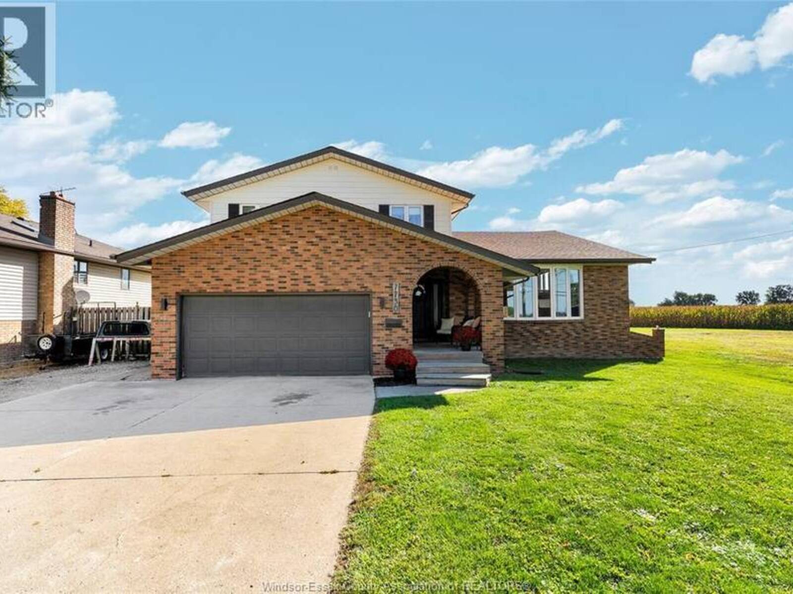 7730 MALDEN ROAD, LaSalle, Ontario N9J 2V2