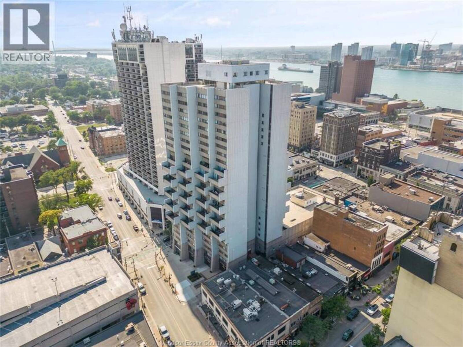 380 PELESSIER STREET Unit# 1201, Windsor, Ontario N9A 6V7