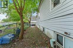 1591 MARTINDALE STREET | Windsor Ontario | Slide Image Thirty