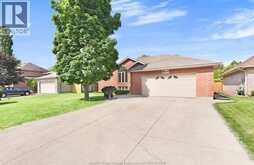 507 BREEZEWOOD STREET | Windsor Ontario | Slide Image Two