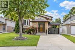 2705 ROBERT | Windsor Ontario | Slide Image Three