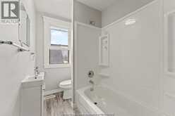 215 Pierre AVENUE | Windsor Ontario | Slide Image Eleven