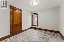 215 Pierre AVENUE | Windsor Ontario | Slide Image Nine