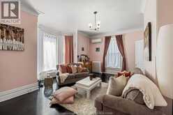 274 CRAWFORD AVENUE | Windsor Ontario | Slide Image Eight
