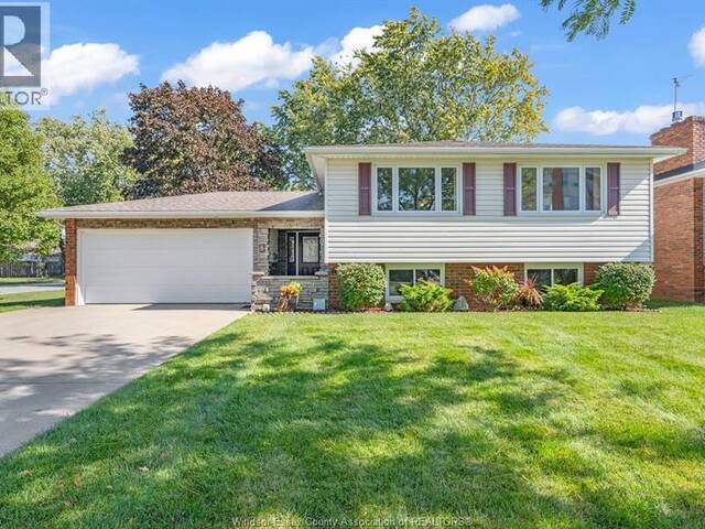 8 Bruce AVENUE Leamington Ontario, N8H 4C3 - 4 Bedrooms Home For Sale