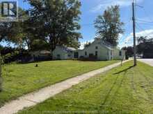 537 BROADWAY | Lakeshore Ontario | Slide Image Three