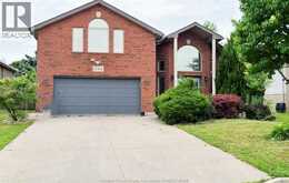 2361 ASKIN AVENUE | Windsor Ontario | Slide Image One
