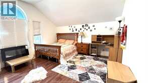 2361 ASKIN AVENUE | Windsor Ontario | Slide Image Six