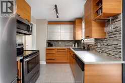 1245 Fairview BOULEVARD | Windsor Ontario | Slide Image Twelve