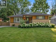 4255 LONGFELLOW Windsor Ontario, N9G 2B5
