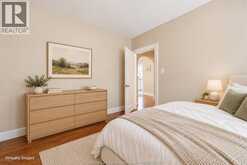 1087 MARENTETTE | Windsor Ontario | Slide Image Eight