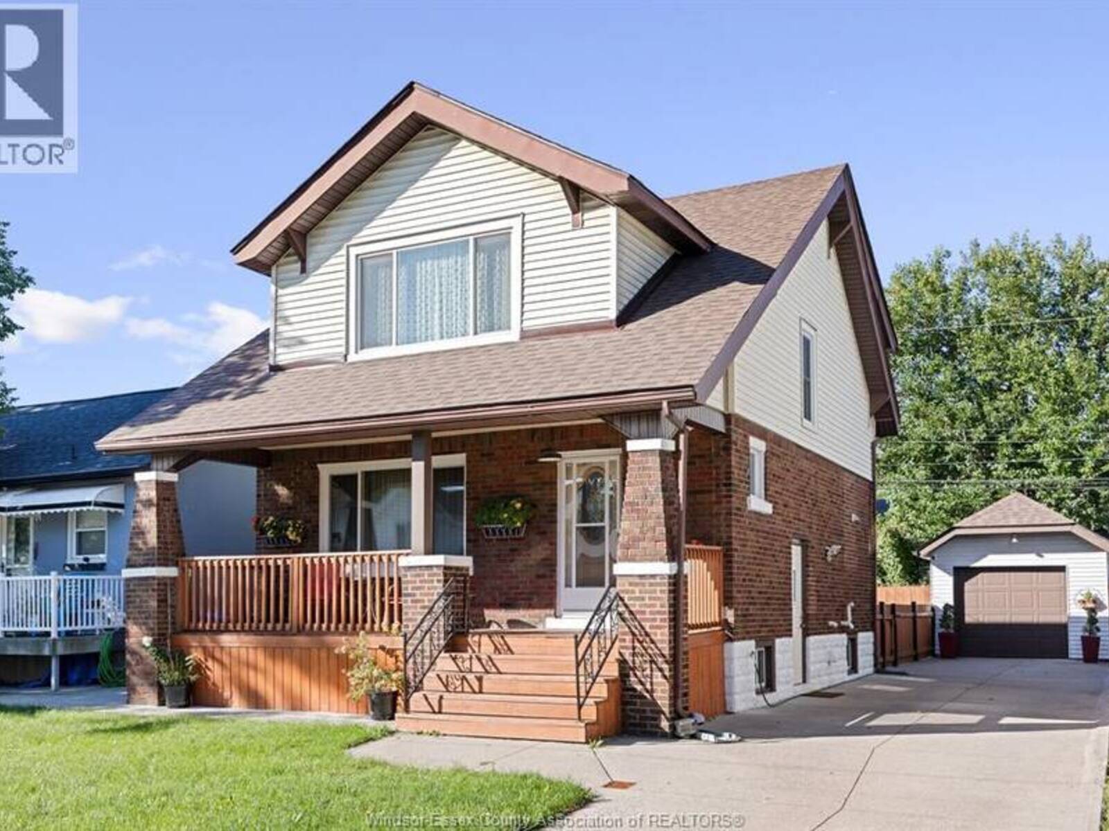 1863 PILLETTE, Windsor, Ontario N8T 1P2