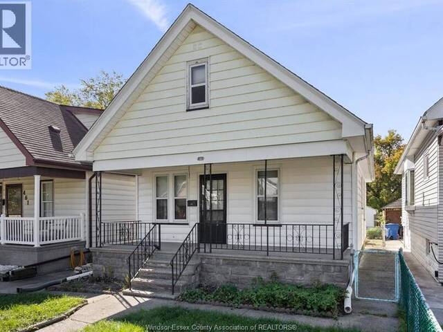 455 CURRY Windsor Ontario, N9B 2B8 - 3 Bedrooms Home For Sale