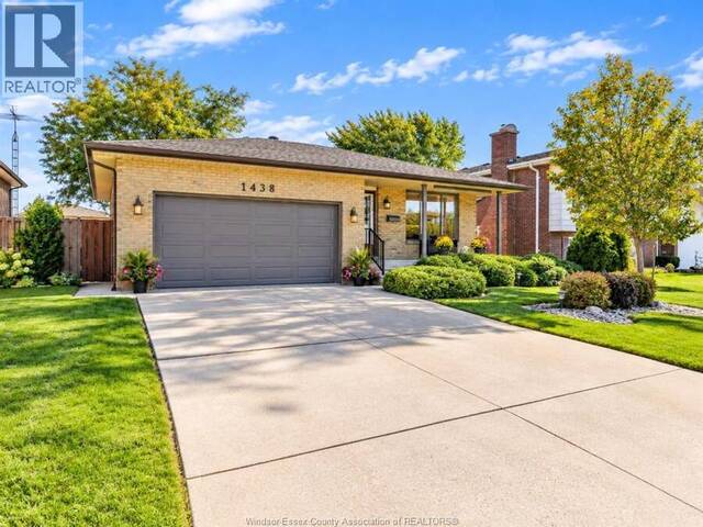 1438 RUSHWOOD CRESCENT LaSalle Ontario, N9H 2B2 - 4 Bedrooms Home For Sale