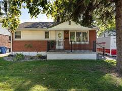 1205 Chappell Windsor Ontario, N9C 3C8