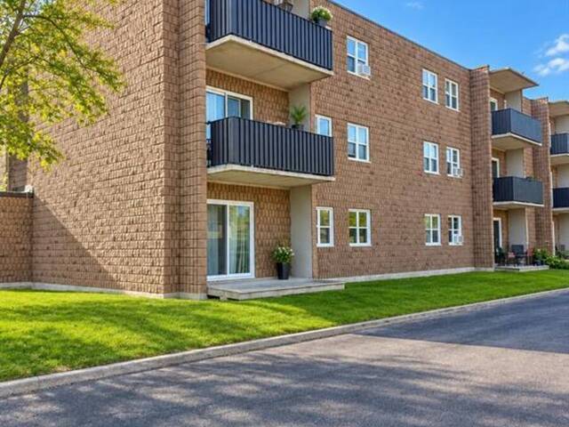 276 MERRITT AVENUE Unit# 116 Chatham Ontario, N7M 3G1 - 2 Bedrooms Condo For Sale